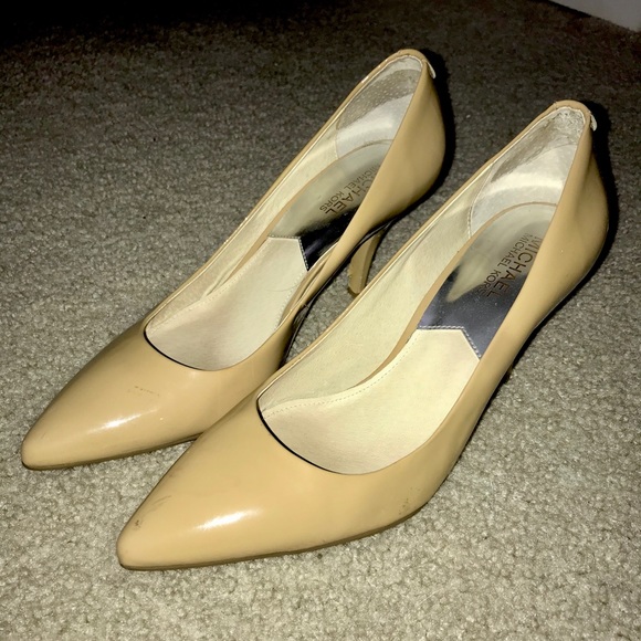 Michael Kors nude heels size 9 - Picture 2 of 6